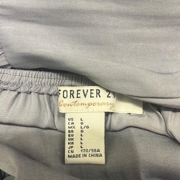 Forever 21 off the shoulder blouse - Picture 2 of 2